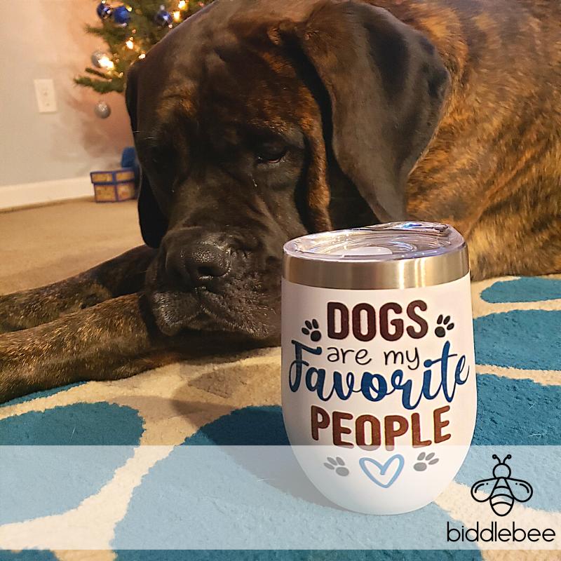 Be50Strong's tweet photo. Whose bestie has 🐶four-legs and fur?
Perfect for…
🐶wine
🐶beer
🐶coffee
🐶hot cocoa
🐶PS it comes in a 20oz tumbler too!
If you LOVE this one… check out THESE designs too!
https://t.co/yOohC90jnz
#dogmom #dogdad #dogsaremyfavoritepeople #biddlebee #be50strong #50strong https://t.co/RTrzVPD7vc