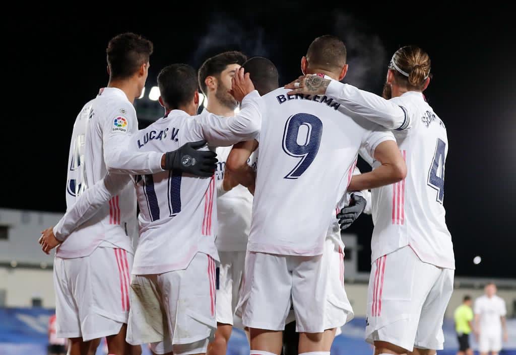 Benzema's tweet photo. Progress every day ! #Alhamdulillah #HalaMadrid https://t.co/78KsDsUs4j