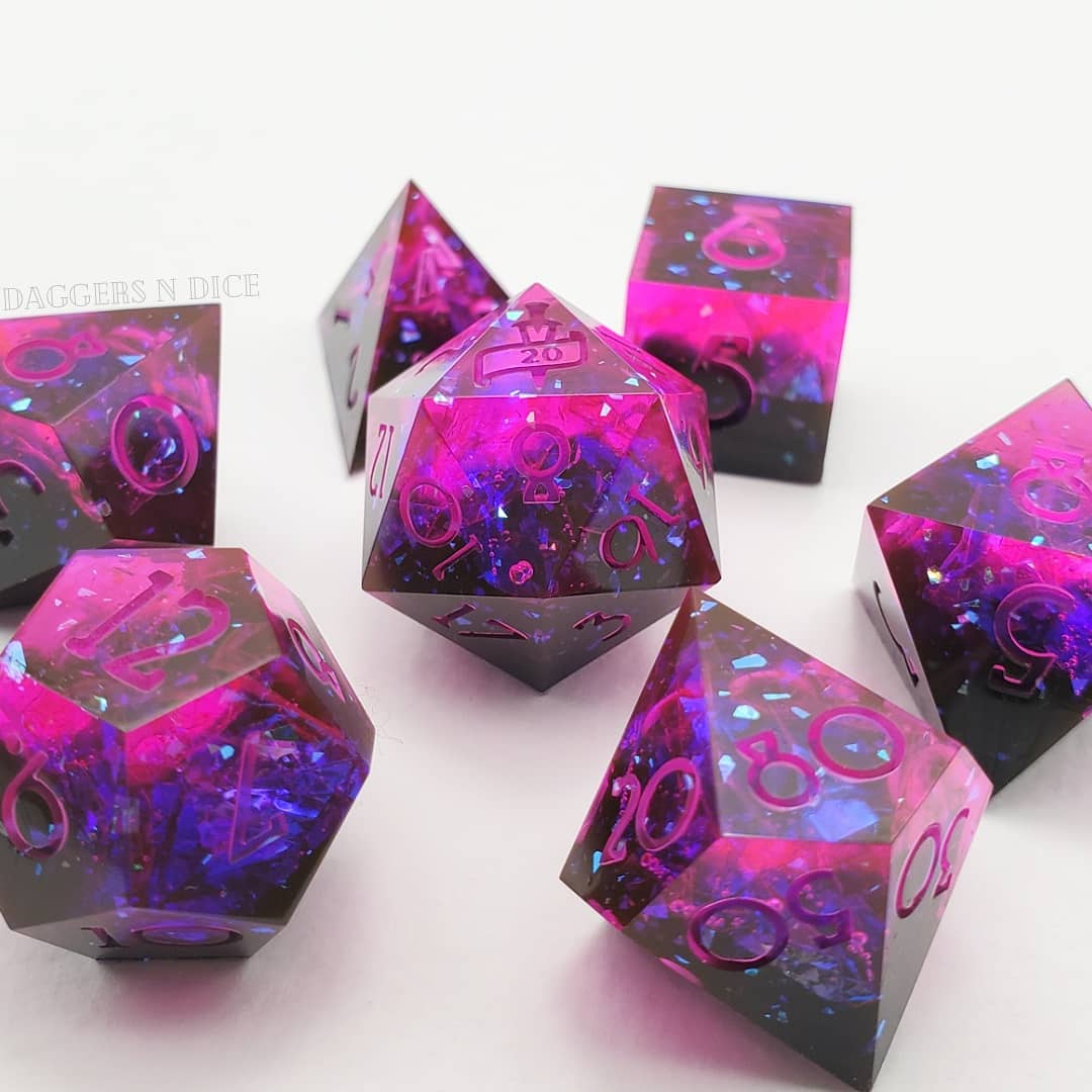 Daggers_nDice's tweet photo. The only color I know anymore is neon.

#dnd #dice #handmadedice #diceporn #dungeonsanddragons https://t.co/6iTojFIaDu