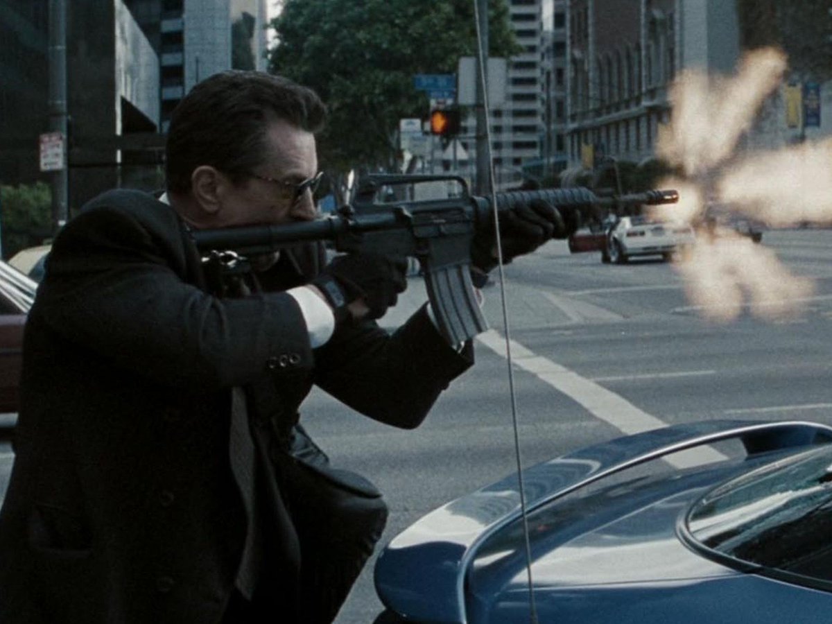 ... him do it, and listening to him explaining it, under a typically sci-fi but warm-blue-lit palm tree, is visceral. All Heat tourists remember are the suits with machine guns & balaclavas. The most recalled, if not memorable lines are delivered from a bank counter-top...(15)