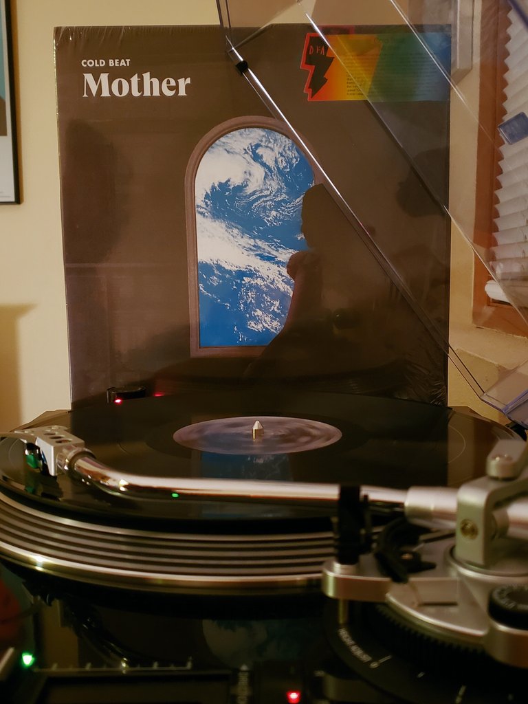 NowSpinningKL's tweet photo. Cold Beat - Mother (2020). Beautifully blurs the line between #postpunk and #synthpop. #nowspinning #vinyl #electronic #coldbeat #dfarecords https://t.co/9vbXJV6xcL