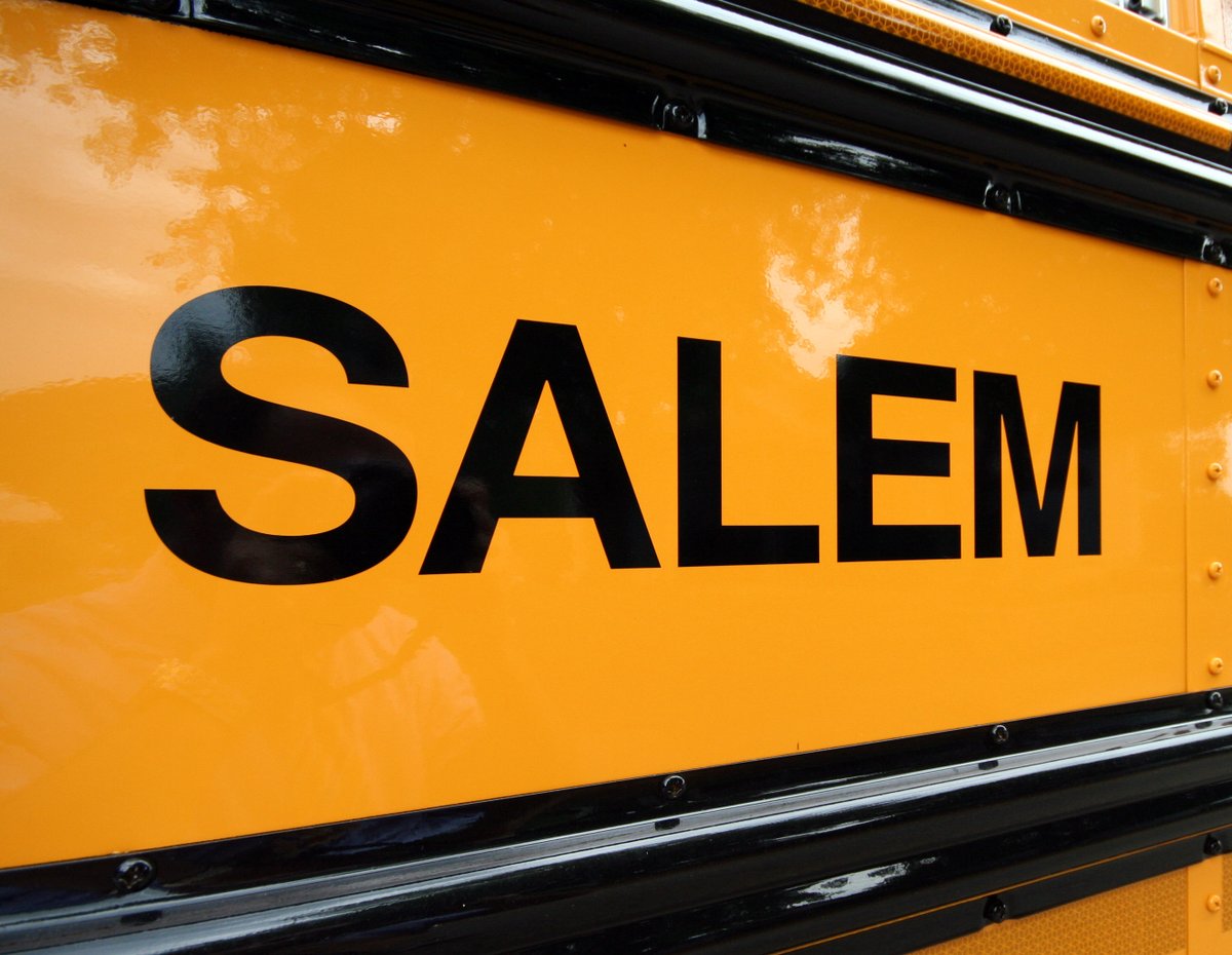 SalemVaSchools's tweet photo. Schools in #SalemVA will be CLOSED on Wednesday.
A Winter Storm Warning has been issued for Salem and much of the region. The National Weather Service says snow and ice will begin early tomorrow and will not end until late Wednesday evening. Enjoy Your Day Off! #SampleSalem https://t.co/2zhABxJFqE