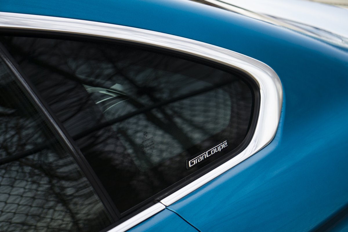 KarlKnauzBMW's tweet photo. What a gran slam of a color! 💙 #BMW #4Series #GranCoupe #SnapperRocksBlue https://t.co/meWbu6ZFgo