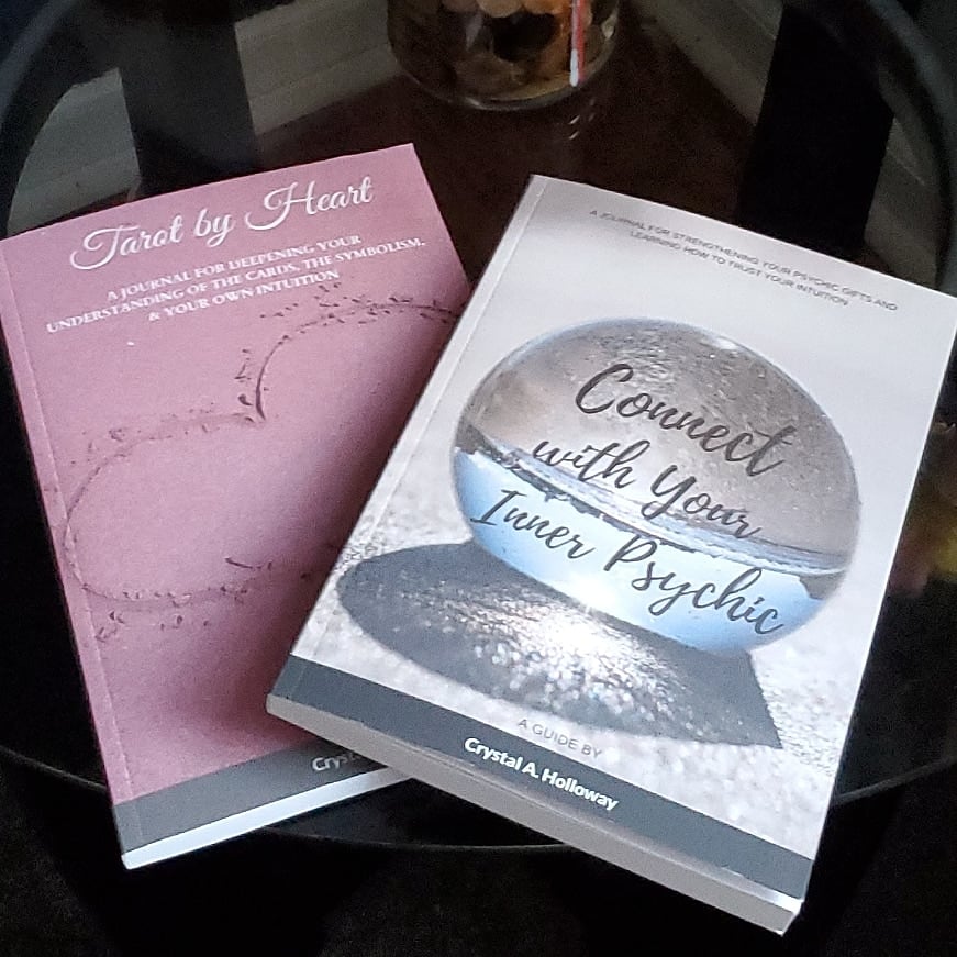 LyfeAligned's tweet image. Can't tell me NOTHING!!! I may just put these under my pillow tonight.🤣 lyfecrystalized.com/books to purchase yours.😉
---
#blackauthor #newbooks #bestsellingauthor #tarot #psychic #psychicmedium #spirituality #spiritualawakening #spiritualgrowth #intuition #spiritualjourney