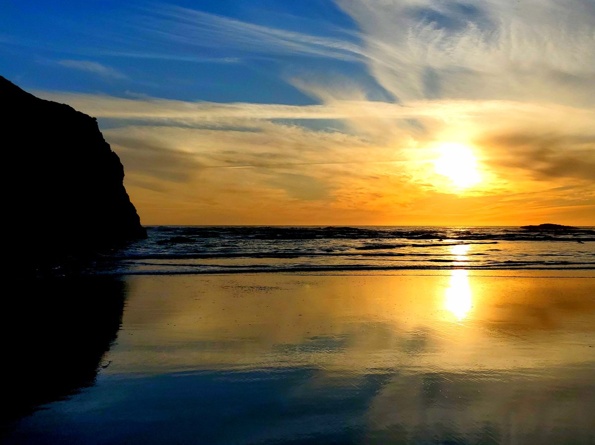 BestNatureVids's tweet image. Another beautiful day slowly coming to an end...   

#sunsetphotography #sunsets #relaxwithnature #naturelover