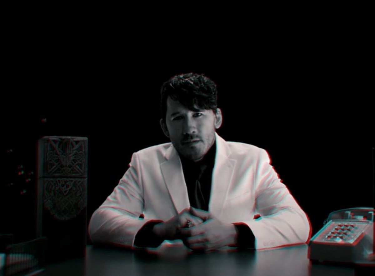 darkiplier: he/they, bisexual w/ female lead