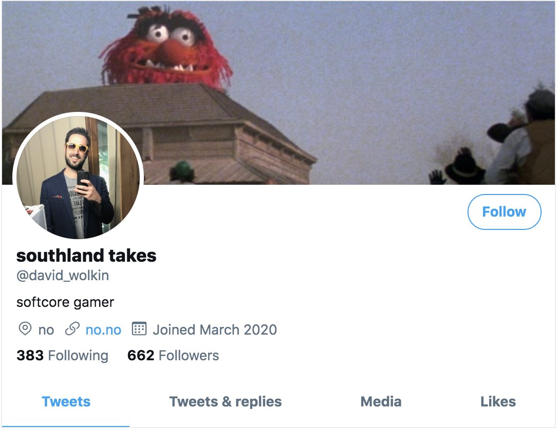 After contacting her husband in private  @BigElad who was not pleased, he asked on my behalf to remove those tweets and apologize. Publicly she did but what did she do in private? Well, enter mr. Russel Neiss and David Wolkin.