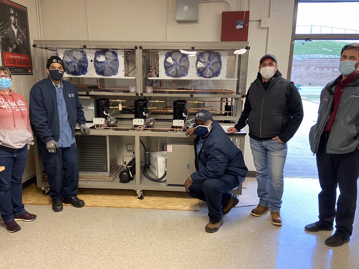 Davis_CTE's tweet photo. Excited about the teamwork in getting  the Commercial Refrigeration trainer for the @OvertonMNPS Hiller Tradesmen of Tomorrow pathway into the classroom! Thanks to @HappyHiller @MyFutureMyWay @GilleyDonna @MetroSchools and Academy Coach Sally Spear for assisting with delivery! https://t.co/P6TsFeKh65