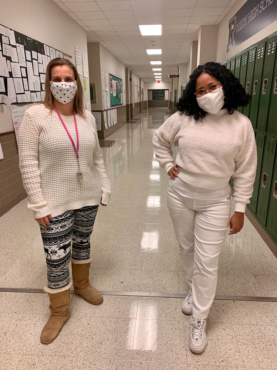 SraRiveira's tweet photo. ❄️☃️ Winter Wonderland ☃️❄️
@RHSRoar @RHSFrisco @StucoReedy https://t.co/jowPqf1MZF