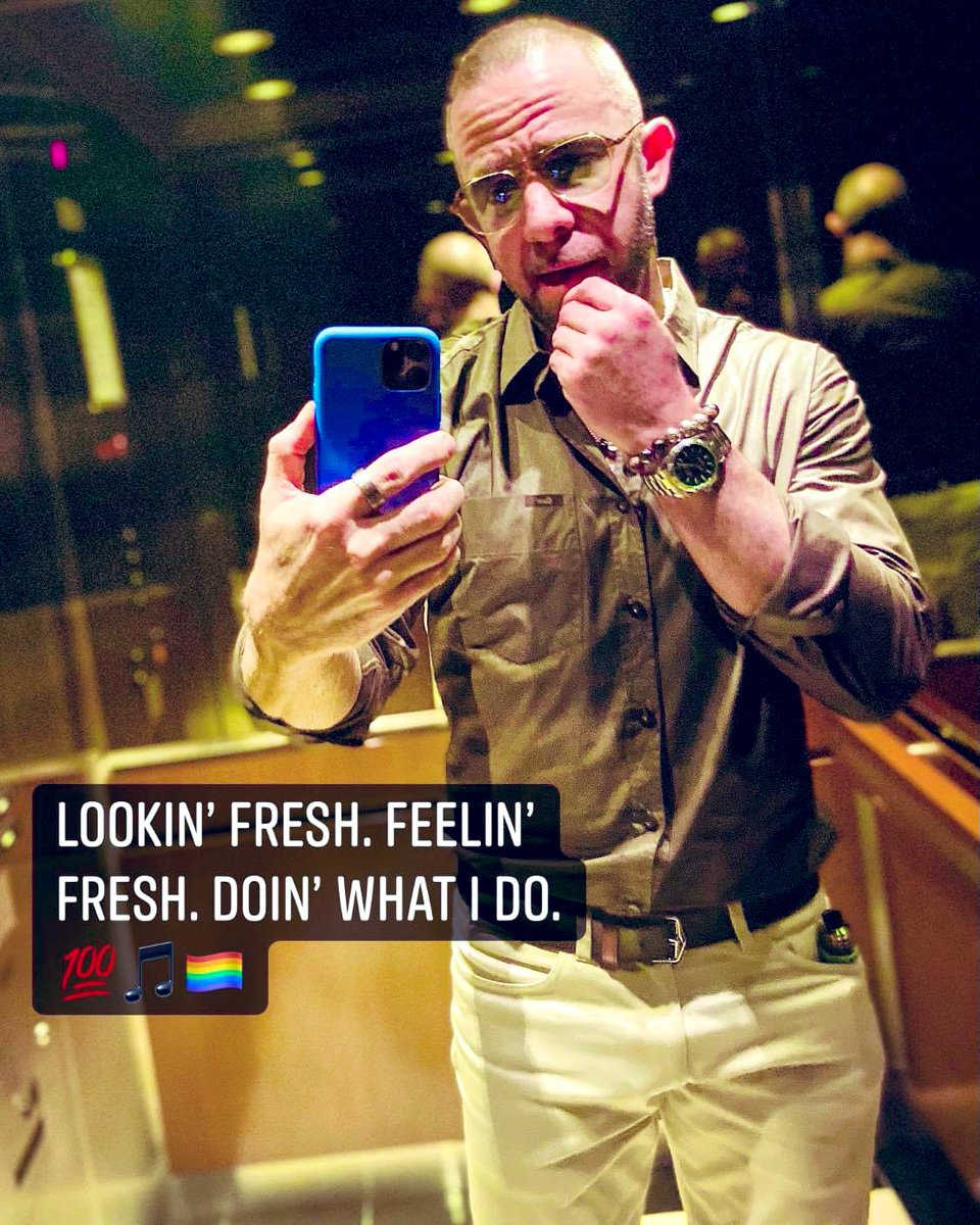 TheRealBeckerD's tweet photo. @gaydayjob Hey I’m with you on that! https://t.co/7hDQ8eoYjx