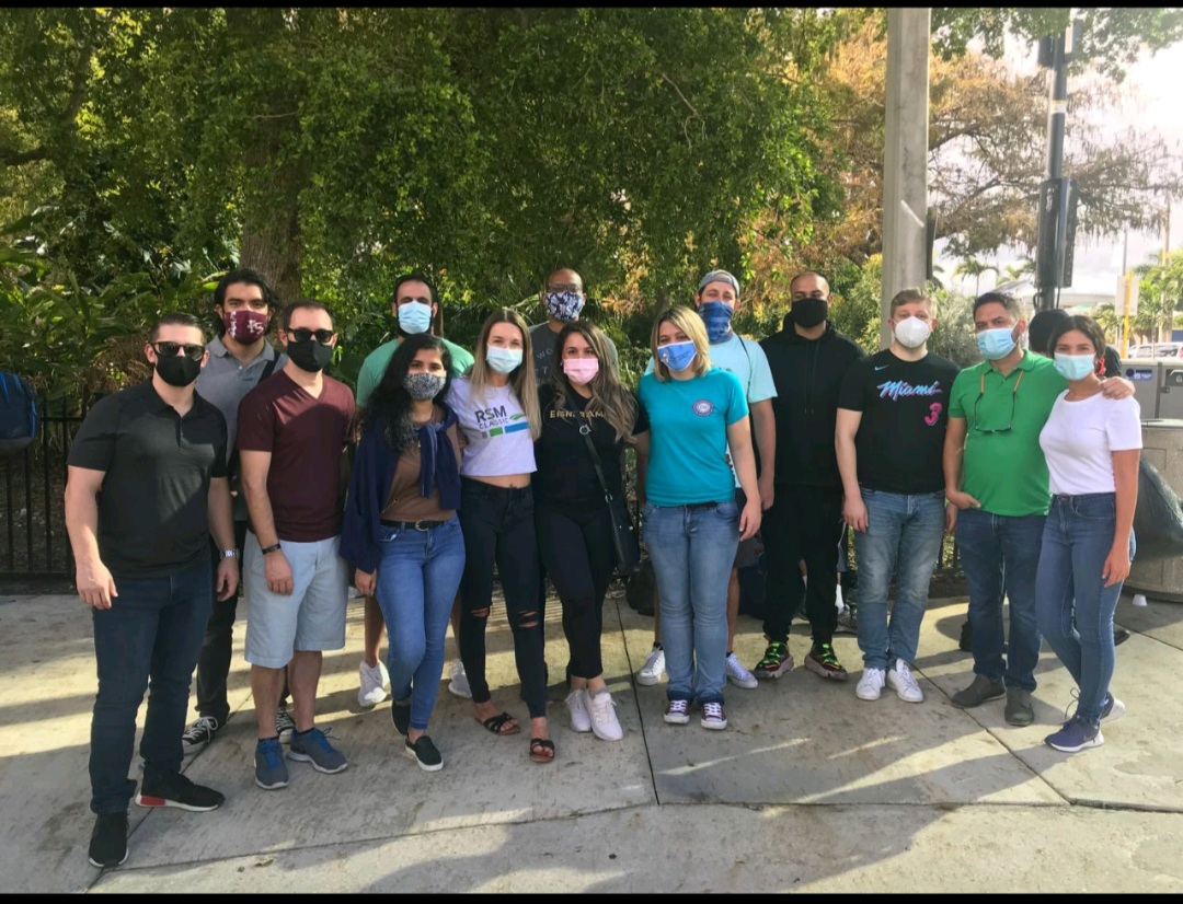 FICPA's tweet photo. On Dec. 12 in Fort Lauderdale, our Young CPAs partnered with @pdftl to distribute donated items to the homeless. Great job by Young CPA Committee chair and event leader @Khortoncpa1 and to all our members who participated and contributed! https://t.co/8YIYlVXTDa