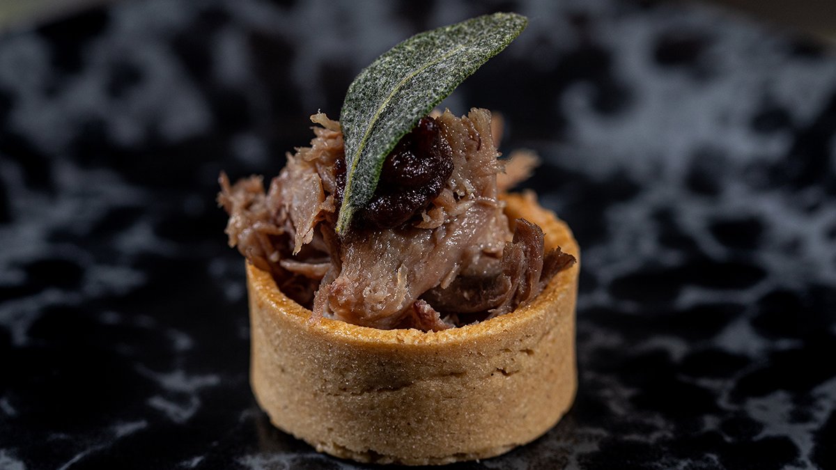 Perfectly bite sized. Find this Duck Confit Tart on our Holiday Menu. Available for pickup and delivery. Get Christmas catered. ow.ly/IWiE50Cw2vM