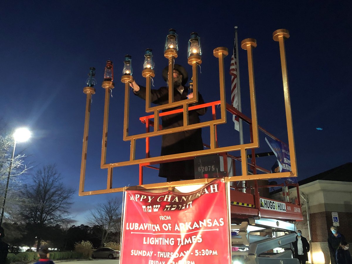 French Hill (@repfrenchhill) on Twitter photo Last night I was honored to join my good friend Rabbi <a href="/YosefKramer/">Yosef Kramer</a> at <a href="/MY100BANK/">Centennial Bank</a> for the 30th annual lighting of the menorah for the Festival of Lights!
It is always a pleasure joining the Lubavitch of Arkansas to attend this sacred #Hanukkah tradition.
#HappyHanukkah! Last night I was honored to join my good friend Rabbi <a href="/YosefKramer/">Yosef Kramer</a> at <a href="/MY100BANK/">Centennial Bank</a> for the 30th annual lighting of the menorah for the Festival of Lights!
It is always a pleasure joining the Lubavitch of Arkansas to attend this sacred #Hanukkah tradition.
#HappyHanukkah!