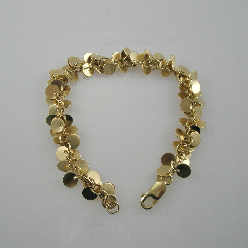 Matte Gold Charm Bracelet tuppu.net/6c611b64 #Stoneberri #Etsy #MatteGold