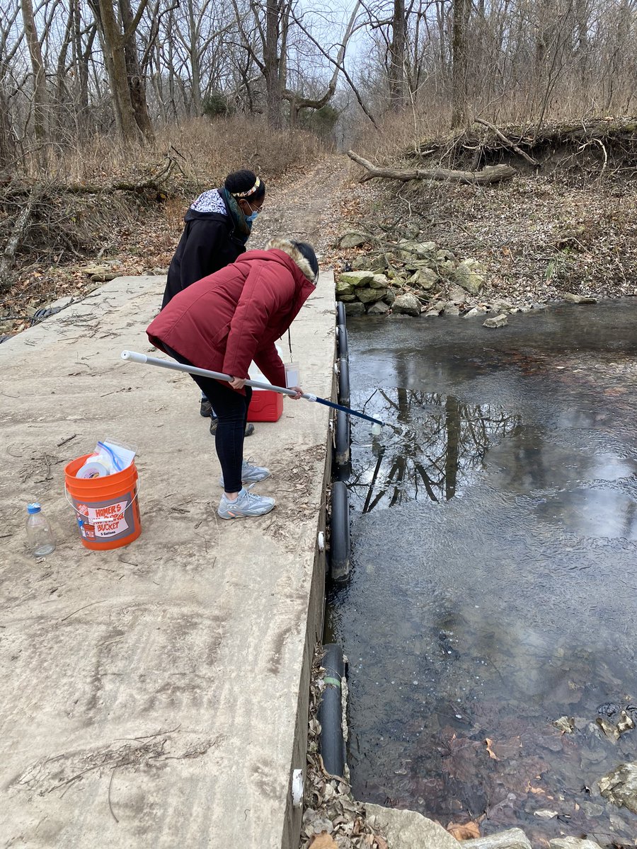 msbhullar1's tweet photo. Water sampling from a frozen creek with the lab team! It was fun, though nippy this morning!
#foodsafety #agwater #KState https://t.co/D8U5ON3y73