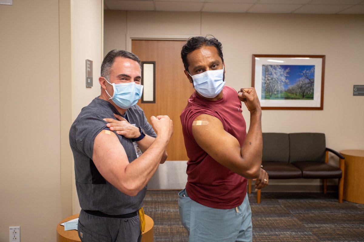 bswhealth's tweet photo. Today was a day of history and hope, as @bswhealth_Templ received its first shipment of #COVID19 vaccines and began distributing to our healthcare workers. This shipment is part of one of the biggest vaccination efforts in U.S. history. https://t.co/WnY3F7eSkn