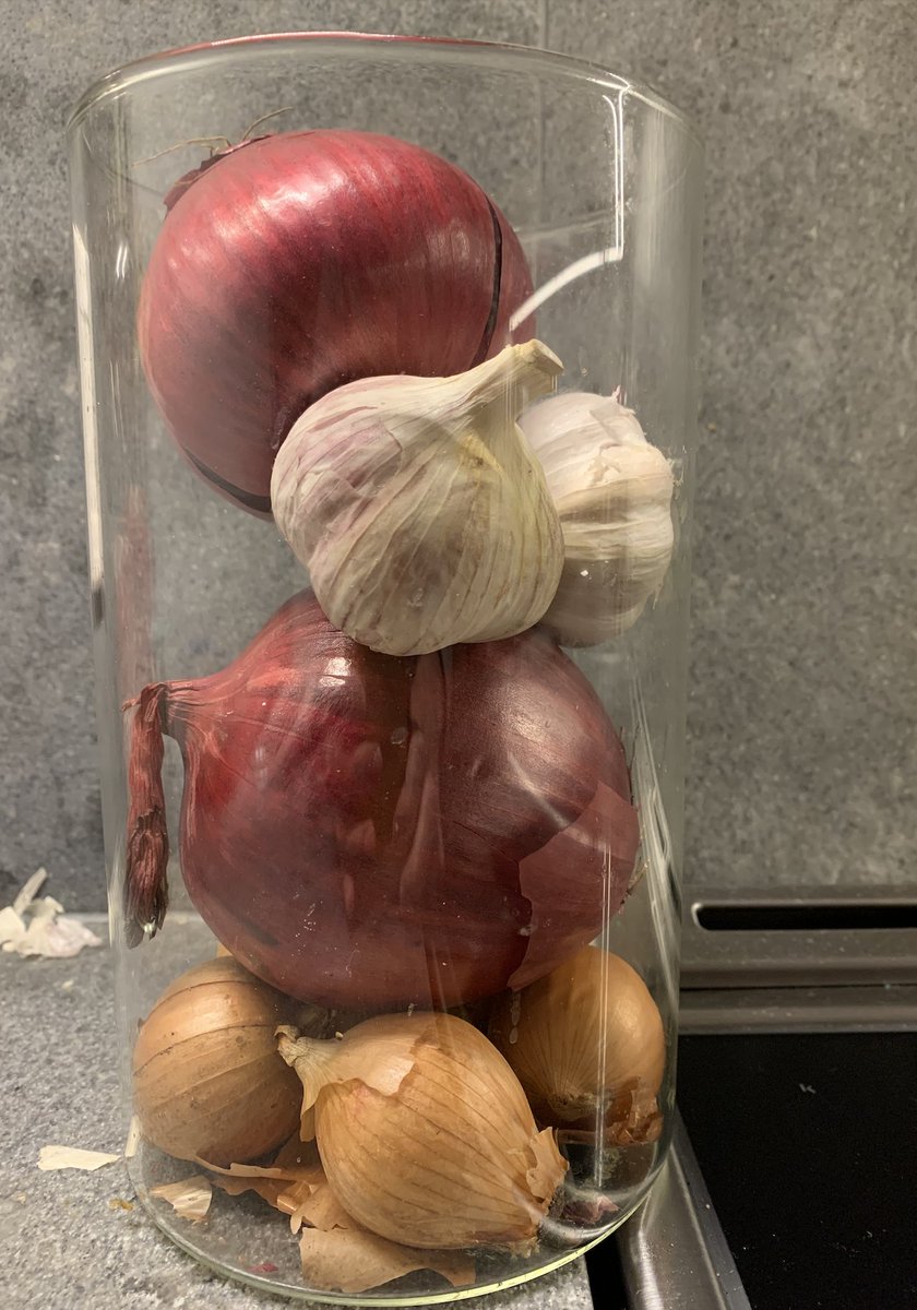 Onions and garlic, too! Garlic contains allicin and many other molecules to defend against herbivores.Onions are literally designed to make us cry! https://twitter.com/malharkamat/status/1321372325216841728?s=20