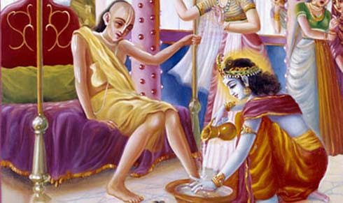 Kuchela was escorted into the palace by Krishna. Shri Krishna made him sit on his throne and along with Rukminidevi washed Kuchelan’s feet and served with food.Krishna spotted the aval ( poha) that Kuchelan was attempting to hide.