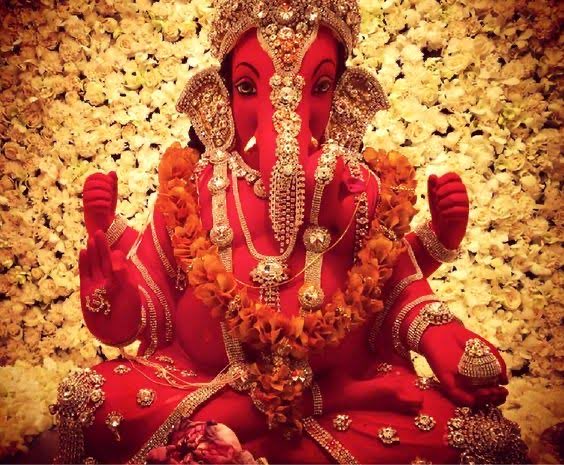 3. Sushumna Ganesh Murti- trunk in centre. rarest but with deepest significance. It means that Sushumna Nadi is open and that there is complete oneness between all body senses n divinity is complete. It means kundalini shakti has reached the Sahasrara (crown chakra) permanently.