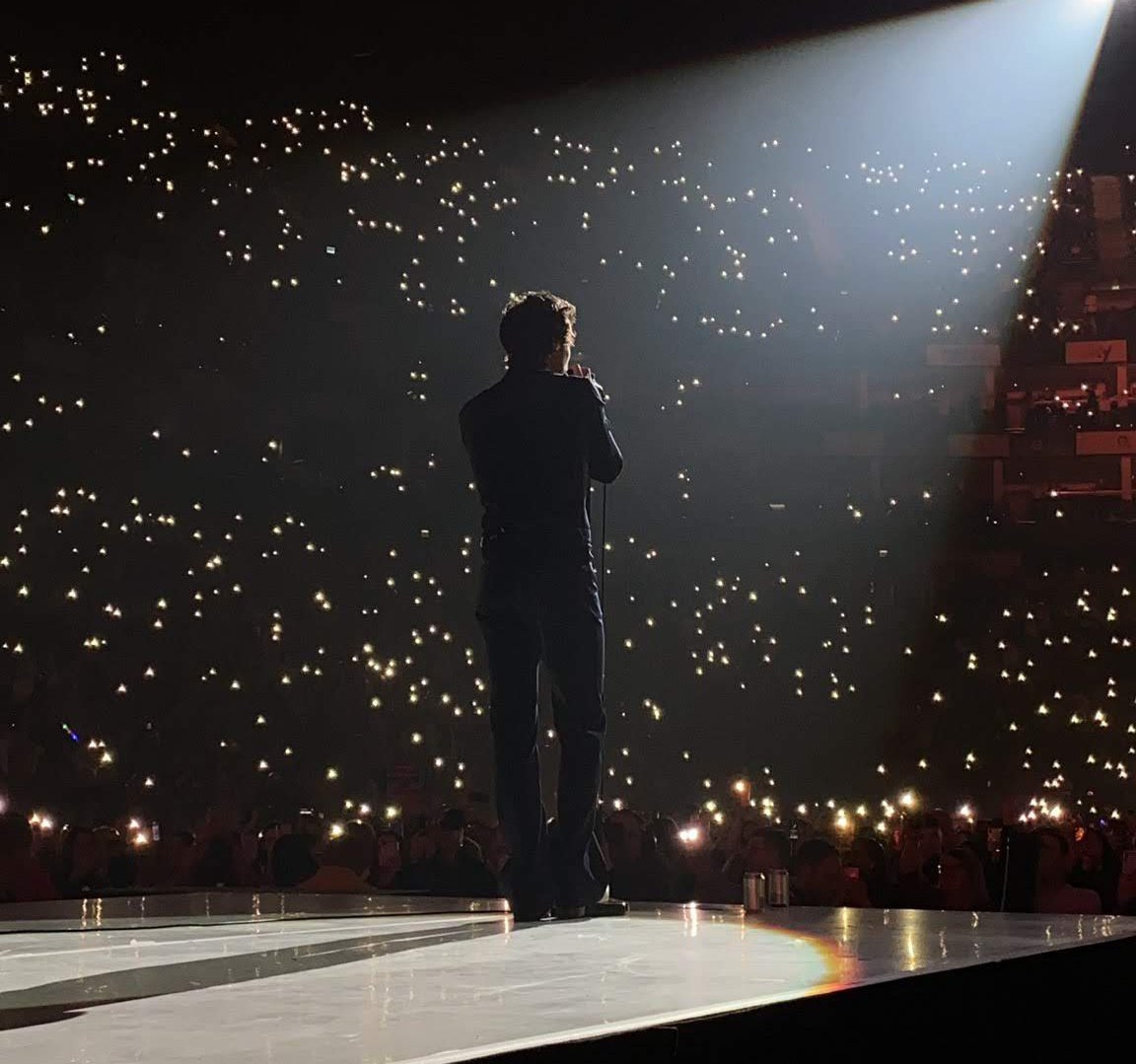 harrymoonchild's tweet photo. 'There will be a time we dance again'
- harry styles https://t.co/gwMfbCkWwz