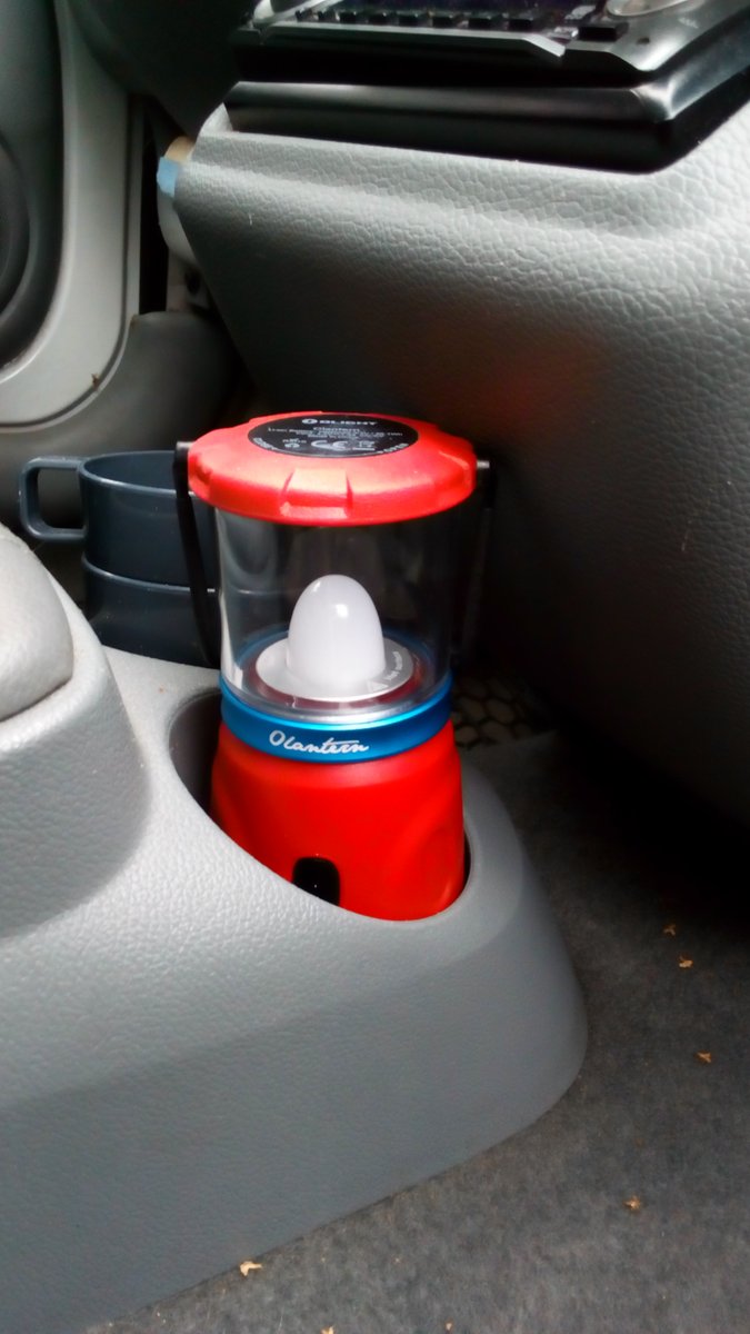GCschlumbum's tweet photo. Neues Spielzeug ;-)
Die #Olantern mit den auswechselbaren LEDs und exakt passend für die Getränkehalterungen im Cachemobile macht mit bis zu 360lm ordentlich Licht!
Mehr Eindrücke auf meinem Blog:
https://t.co/PJyfh6PSx0
Rabatte gibt es auch:
https://t.co/AxmI3vGZvX https://t.co/I1WHr0qJYX