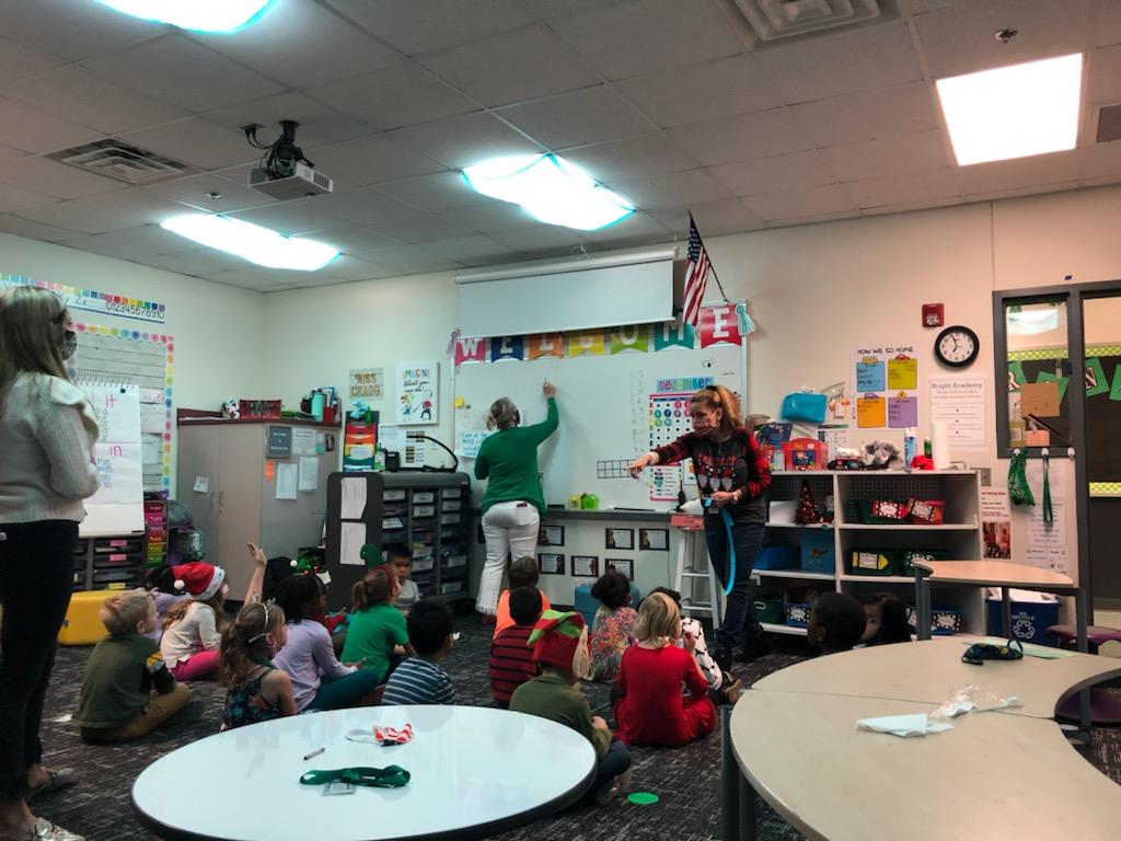 Andreasibley's tweet photo. Working with new teachers today on classroom expectations and procedures. @BrightAcadFISD We all learned together; coaches, teachers, and students. #FISDLearns @cmclainIC https://t.co/o4SmdSMXZZ