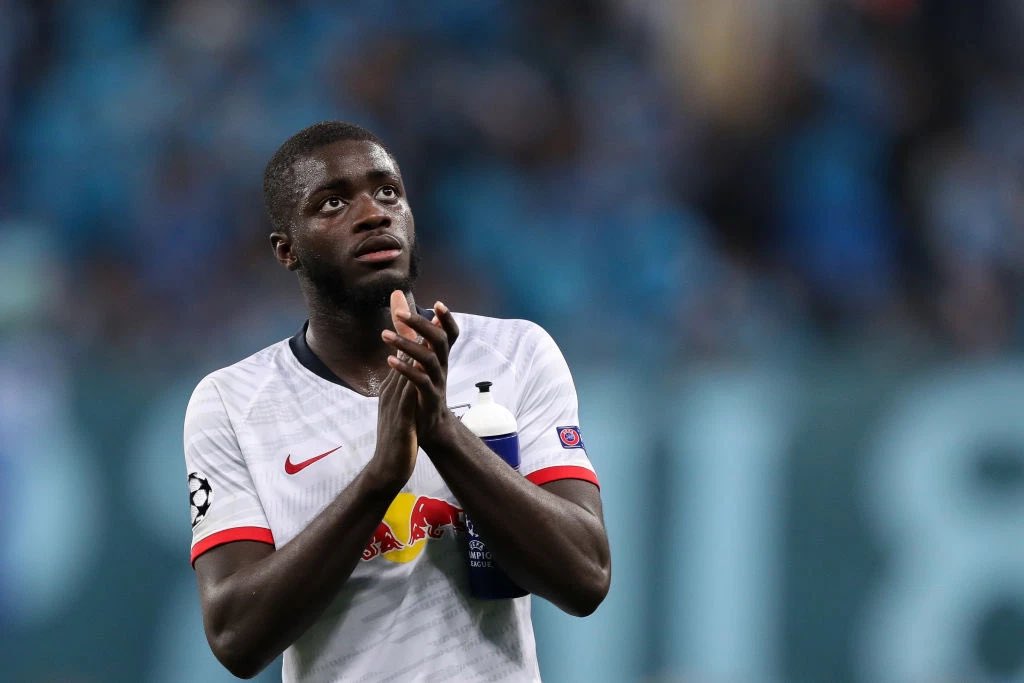 reddupdates's tweet photo. #mucfc have cooled their interest in RB Leipzig defender Dayot Upamecano. United and Bayern Munich were the most credible destinations for the Frenchman. [athletic] #mulive #RS https://t.co/sM1ToZbdUL