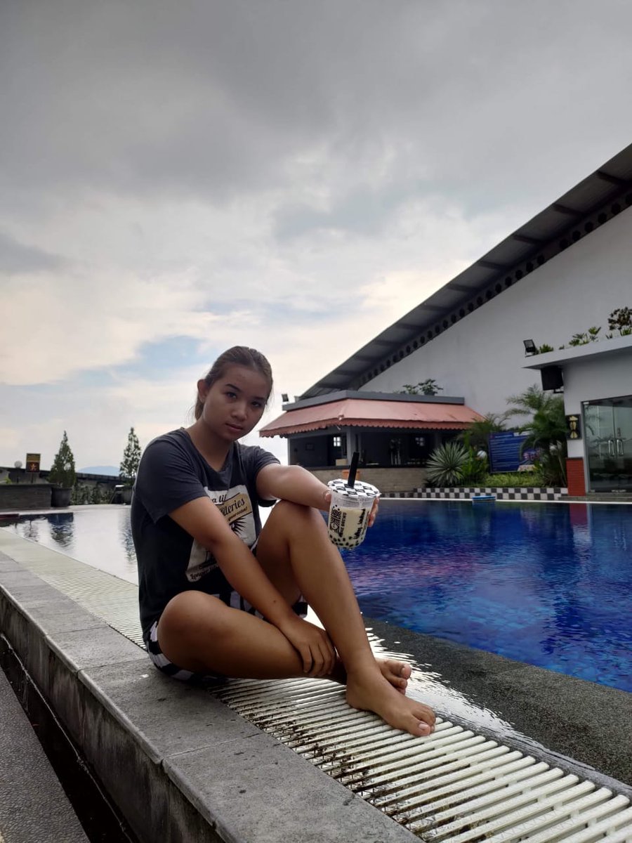 accabomalangsby's tweet photo. liburan dulu ... https://t.co/wHhX6iWalG