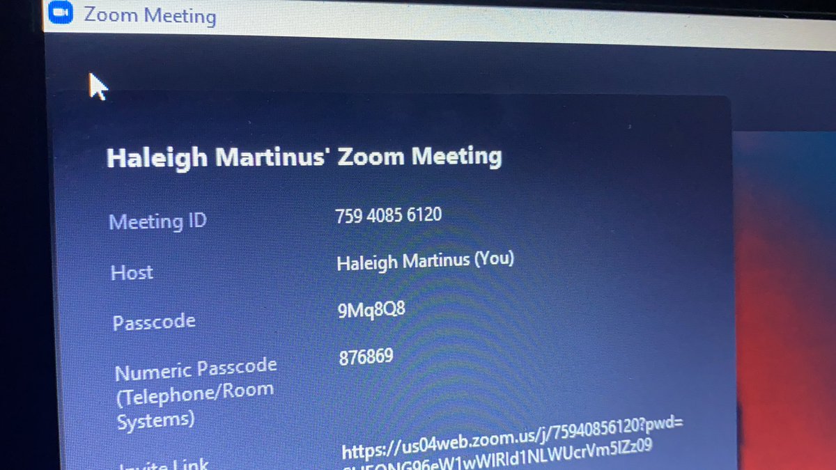 Haleigh91195990's tweet image. make fun of blake #Zoomcodesclasses #zoomcodes