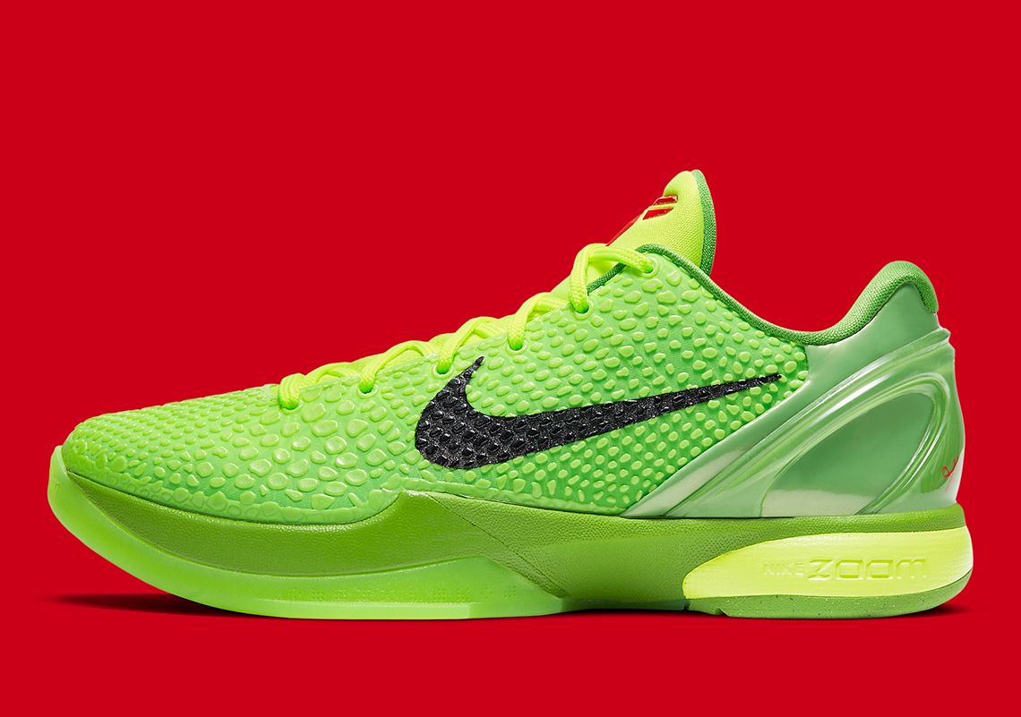 SneakerNews's tweet photo. Retweet for good luck on 12/24 🎉

https://t.co/FSJFwt7Hhu https://t.co/jxXnaoG0U1