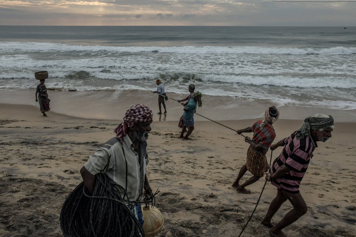 We zeroed in on Ganjam, a beautiful coastal district in Odisha. Ganjam absorbed a deluge of trains – hundreds of them. Many migrant laborers aboard were sick with coronavirus. People started dying immediately.