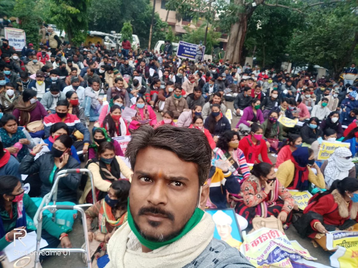 SandeepCarpant5's tweet photo. मामा जी और शिक्षामंत्री रहम करो हमारी भर्ती जल्द पूर्ण करो!!!!!! @OfficeofSSC ,@schooledump ,@HL99689162 https://t.co/2ZOhZnTni8