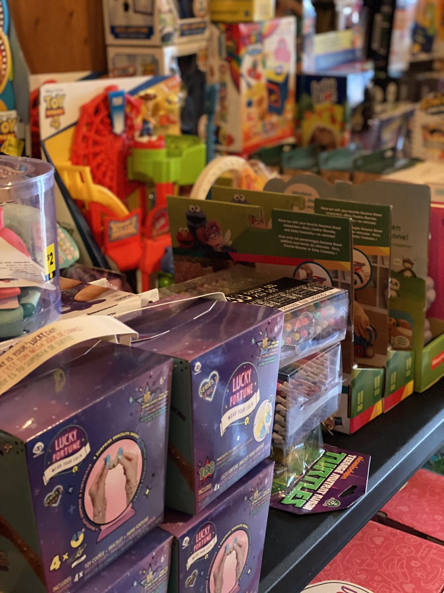 LittleMissFlint's tweet photo. A peek into #SantaMari’s workshop. Still not done shopping for the kids.
Wanna help?
https://t.co/sXCX9IpRco
$LittleMissFlint
https://t.co/iM3tYfXB4M https://t.co/ZybNpQZsKA