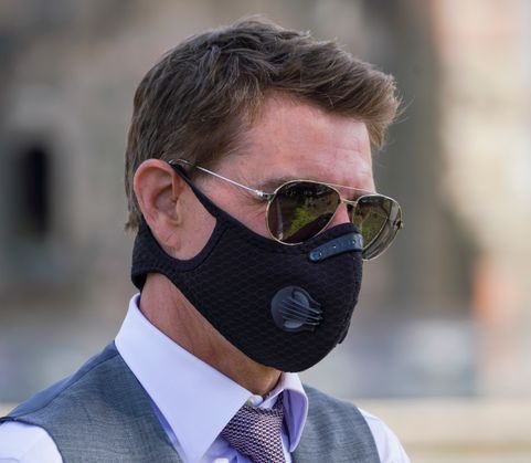 Kotaro トム クルーズが着けてるかっこいいマスク 特注かと思ったらamazonで買えるのか 評価は星3つだけど欲しいなぁ Rockbros ロックブロス プロテクションマスク Lf14 1 マスク フィルター1枚付属 花粉症 ウイルス対策 風邪予防 Kotaro トム クルーズが着けてるかっこいいマスク 特注かと思ったらamazonで買えるのか 評価は星3つだけど欲しいなぁ Rockbros ロックブロス プロテクションマスク Lf14 1 マスク フィルター1枚付属 花粉症 ウイルス対策 風邪予防