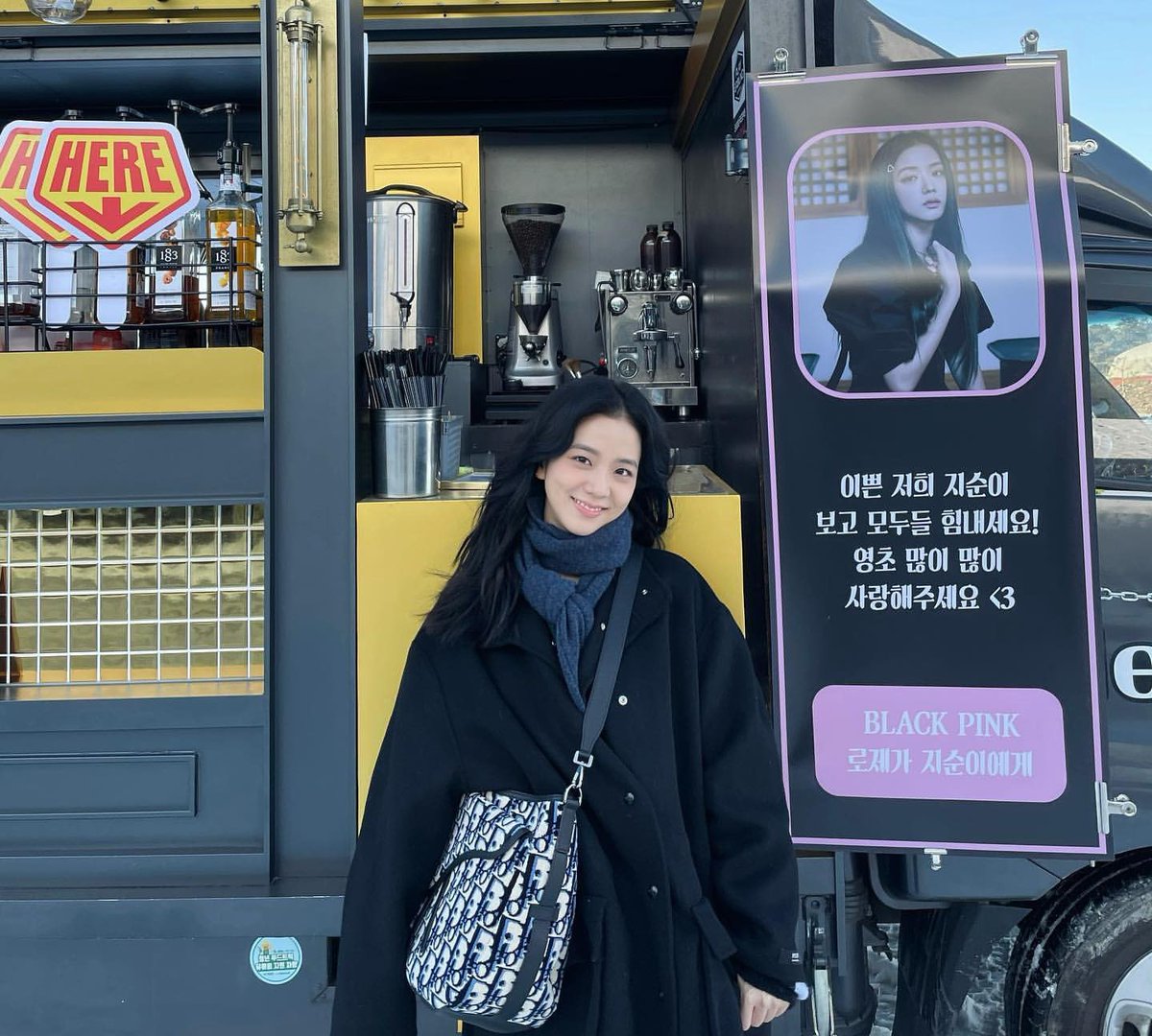 jisooimages's tweet photo. Actress Jisoo🥺😭 https://t.co/h0AruucCjf
