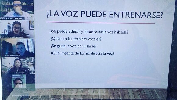 Valeria Arroyo, coach vocal de la Técnica ALLAIRE, recientemente impartió la conferencia “La Voz Y El Entrenamiento Vocal” para la clase de debate en la facultad de derecho de la UNAM. Les compartimos algunas imágenes de la conferencia. 👏🏽🙌🏽💫