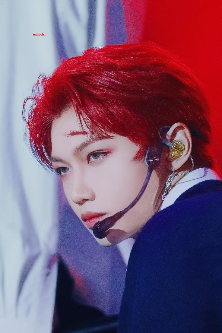 — lee felix ; red 