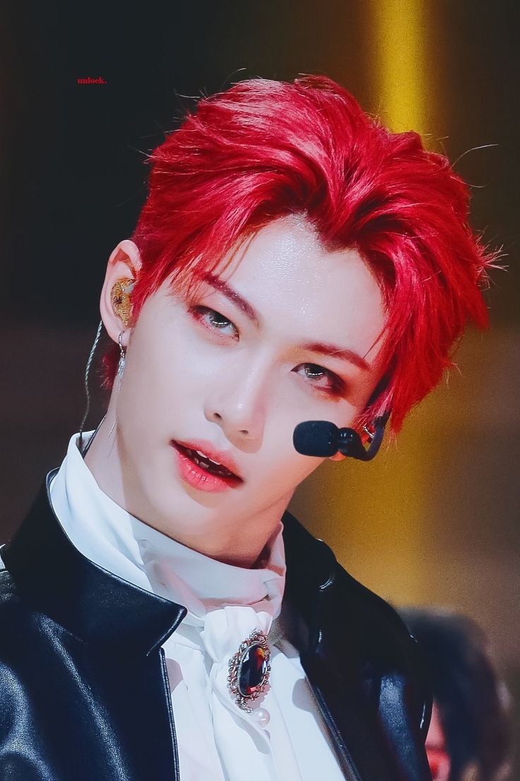 — lee felix ; red 