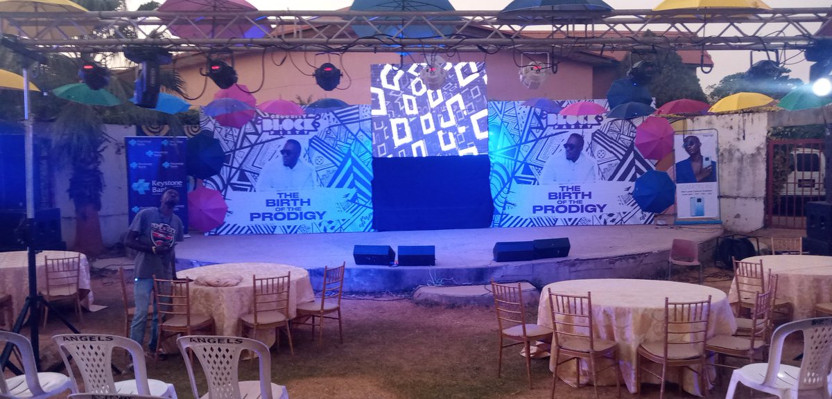 MadeInKrockCity's tweet photo. LED Screen, Lights and Stage Setup for @Hyai895FM #CroccityBlockParty @croccityblockparty
#Kaduna #Events #Shows #Concert #DatEventGuy #MIKC https://t.co/UchqFo1ZcC