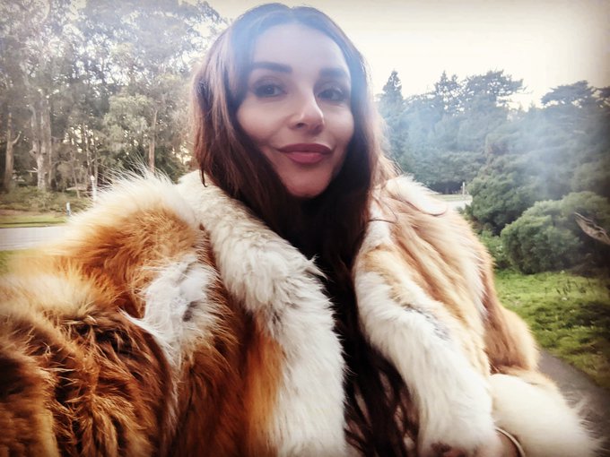 Furry pregnant forest creature headed out of the woods after a magical photoshoot with @ginabarbara_art<a href="/tag/mvsales"class="tags"><span>#mvsales</span></a>