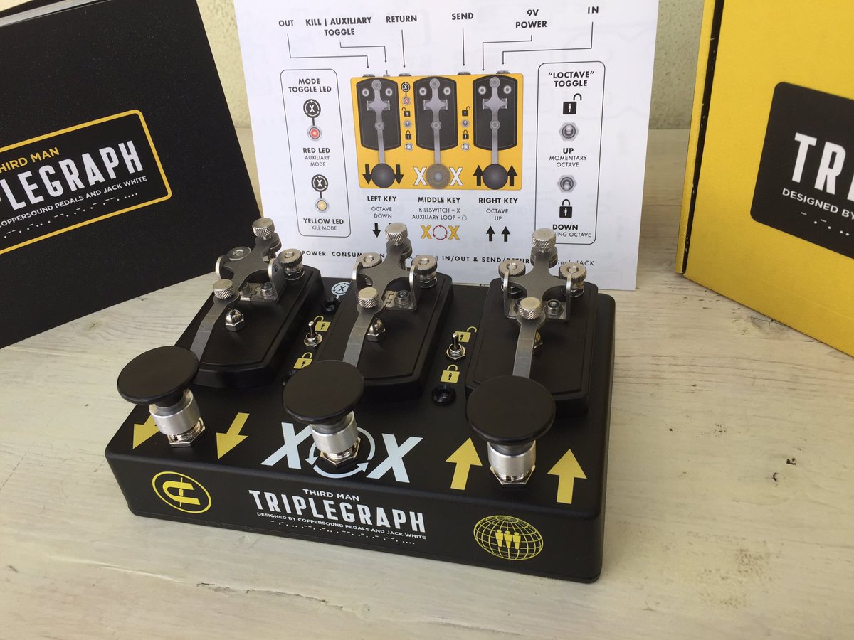 boutiquepedalny's tweet photo. Thirdman RecordsとCopper Soundのコラボ、
Triplegraph Pedal...
久々に度肝を抜かれタ！
こちらも即完売してしまいましたが、またの入荷頑張ります！
#thirdman #records #jackwhite #coppersound #triplegraph #エフェクター
 https://t.co/tQqWCbDwOT https://t.co/hHwGUxtHUO