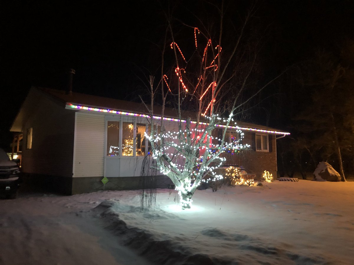 AlainLeJohnson's tweet photo. #2020Christmas #christmaslights https://t.co/8UmwtntEIC