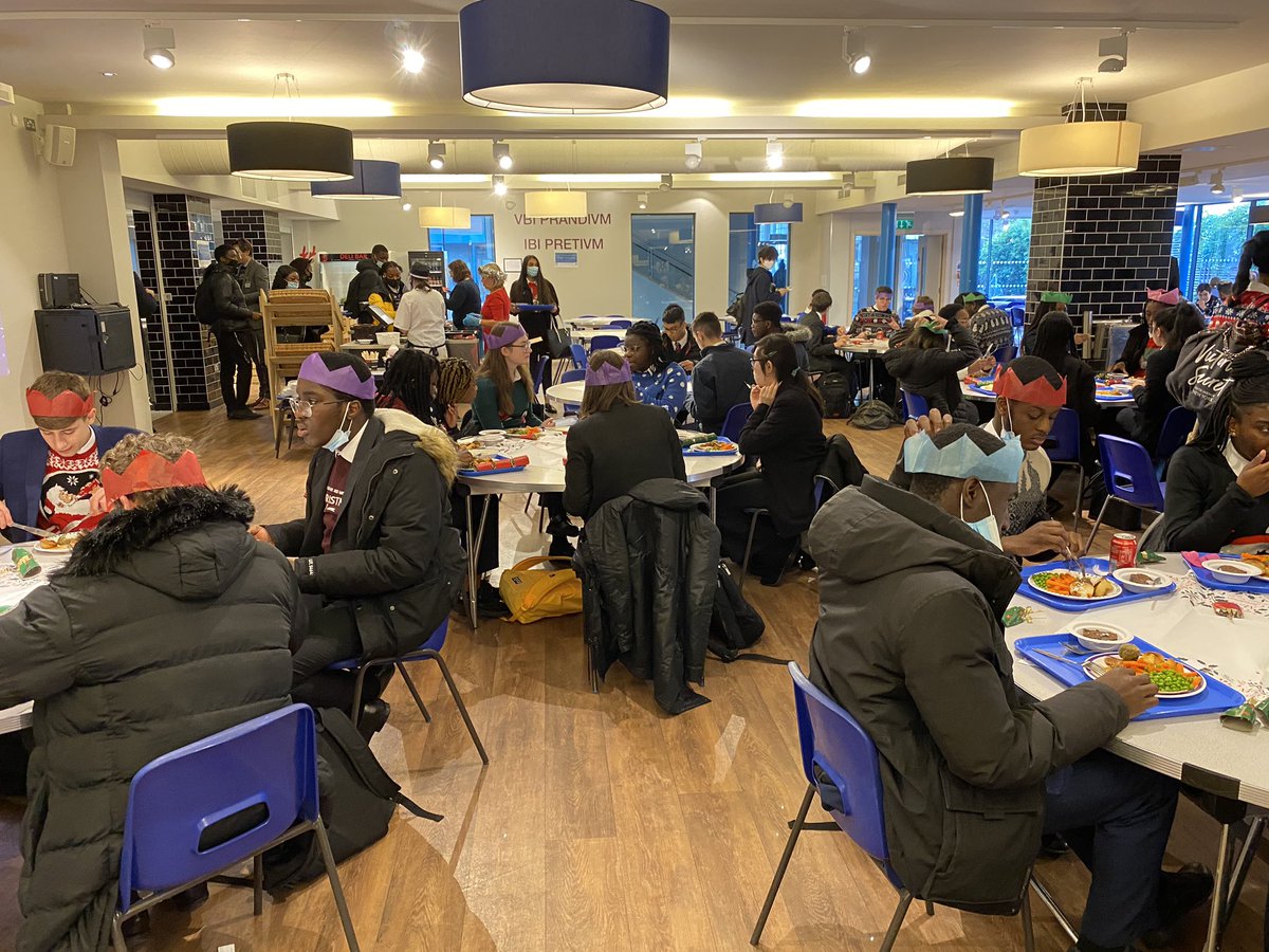 MissGilbrideDGS's tweet photo. The sixth form have started off DGS’ festivities with Y12 and Y13 Christmas Jumper/Christmas Dinner Day! Looking forward to seeing Y7-11 in their jumpers today! 🎄 @DGS6thform @DartfordGS https://t.co/d19GMu4rjE
