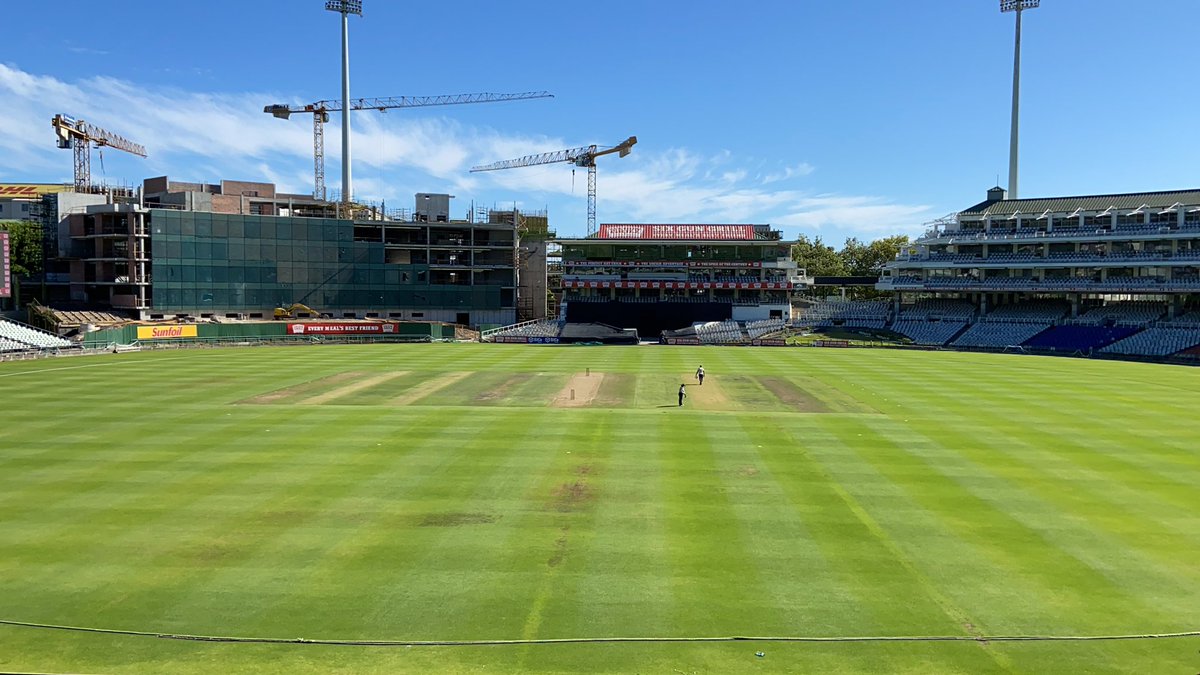 Day 3 of the @OfficialCSA #WSLT20 at @NewlandsCricket 

1st match at 9am, the Duchesses looking to get their 1st win of the WSL against the Starlights

Watch the next generation of @ProteasWomen here 👉🏽 
youtu.be/vyaurcQ8HhA

Comms team @ChrisTyndale & @cape_fox @MphoMoreki