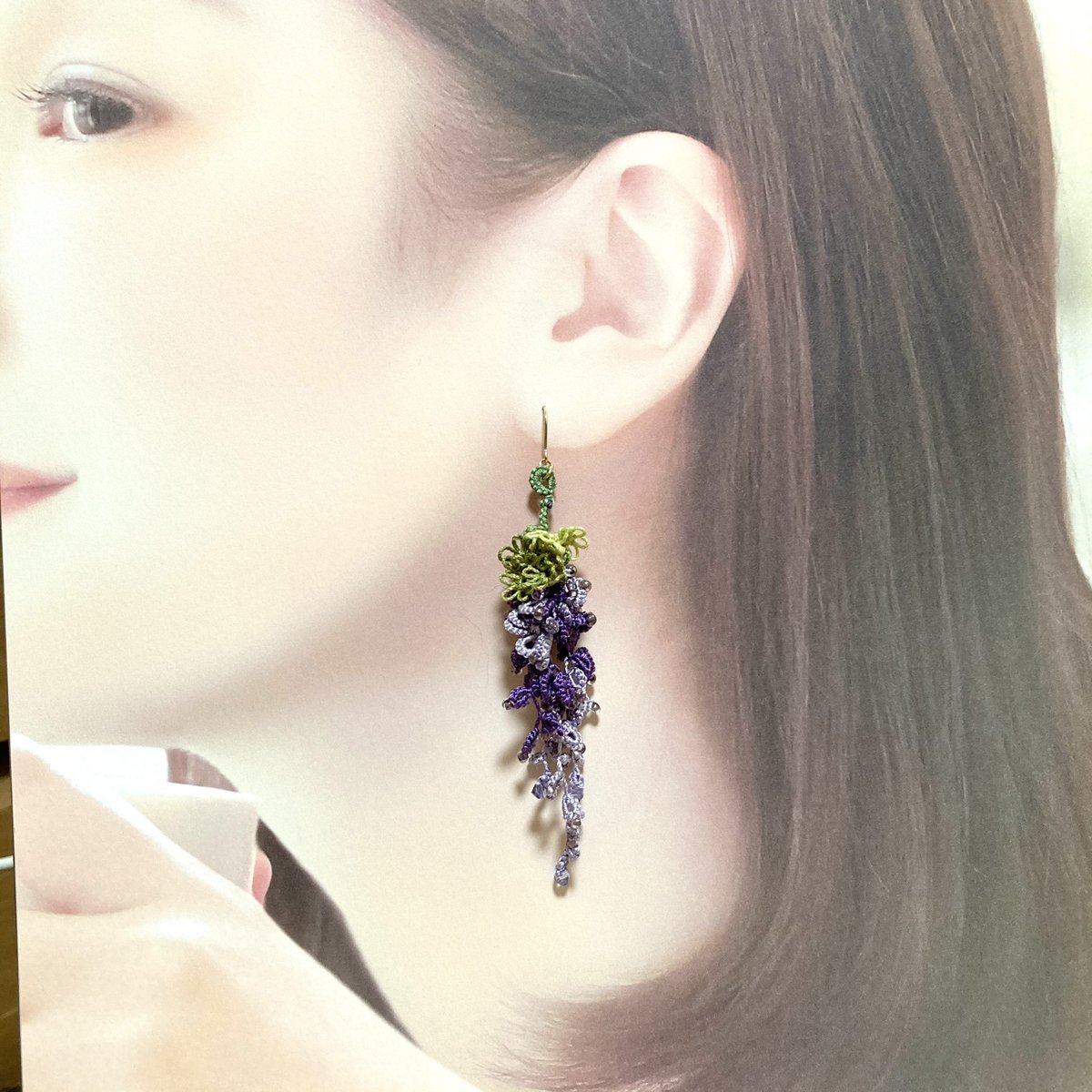 Jun Tattinglace マスクチャーム販売中 アリオ亀有のイベントはいよいよ明日 最後の作品紹介は 例のあの花 私だって世の中の流れに乗ることもあるんですよ タティングレース ピアス イヤリング ビーズアクセサリー 藤の花 藤 和 和