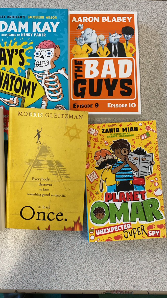 EaglesclassM's tweet photo. Just some of the brilliant books donated by parents. Couldn’t get them all in the photo as some were snapped up before I’d put them down on my desk! We love them and want to say thank you to everyone who kindly donated them to our class. @moorlandsbelton https://t.co/qDERpN0vbK