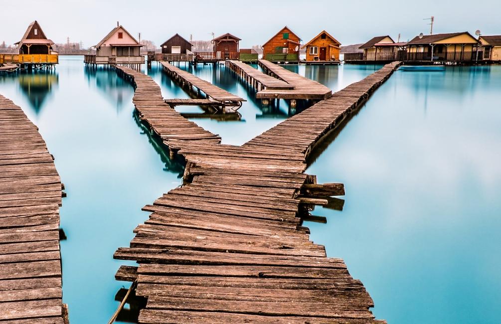 Clique sur le drapeau :                         