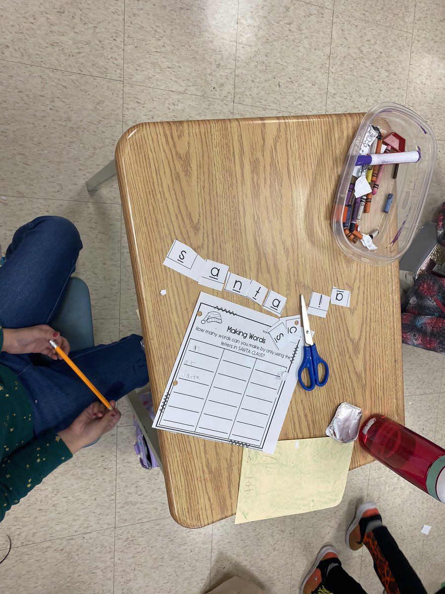 MrsRyanTweets's tweet photo. How many words can you make with the name Santa Claus? Grade 1s enjoyed our Making Words activity. @StVeronicaDP https://t.co/BygZKQwBUe