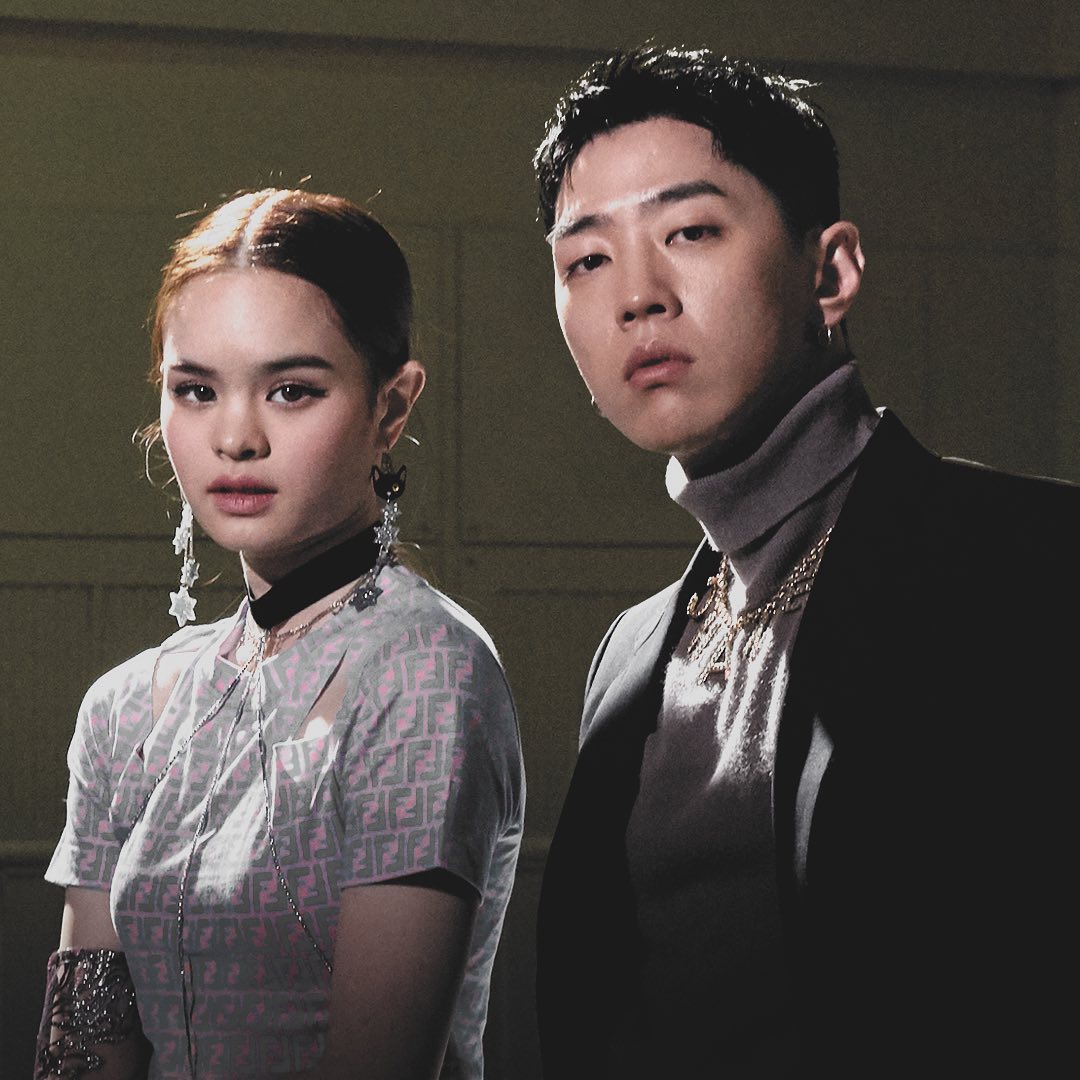 AOMG_THAILAND's tweet photo. [INFO] 161220 MV เพลง How To Love แอลลี่ ฟีท. GRAY ตอนนี้มียอดชม 30 ล้านวิวแล้วค่ะ

https://t.co/dh6KViSwdu

#AOMG #GRAY #그레이 #HowToLove #แอลลี่ #ALLY #411Music #HowToLove30M https://t.co/NY2GtVRjsO