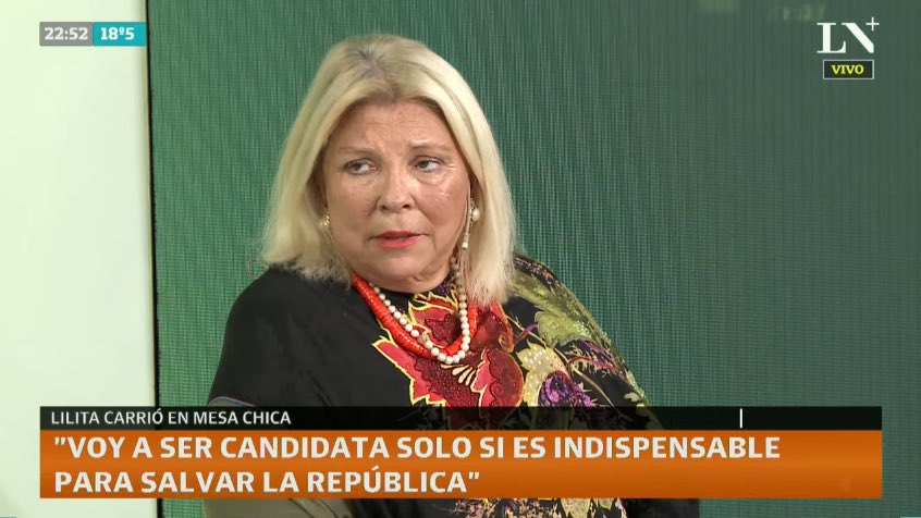 riellodecba's tweet photo. Léase...

“Necesito fueros URGENTE” 😳

Tic tac tic tac...misil Cristina en plataforma 😎

🎶A sudar mi amor, vamos a sudar mi amor 🎶 https://t.co/Ow0chM019w